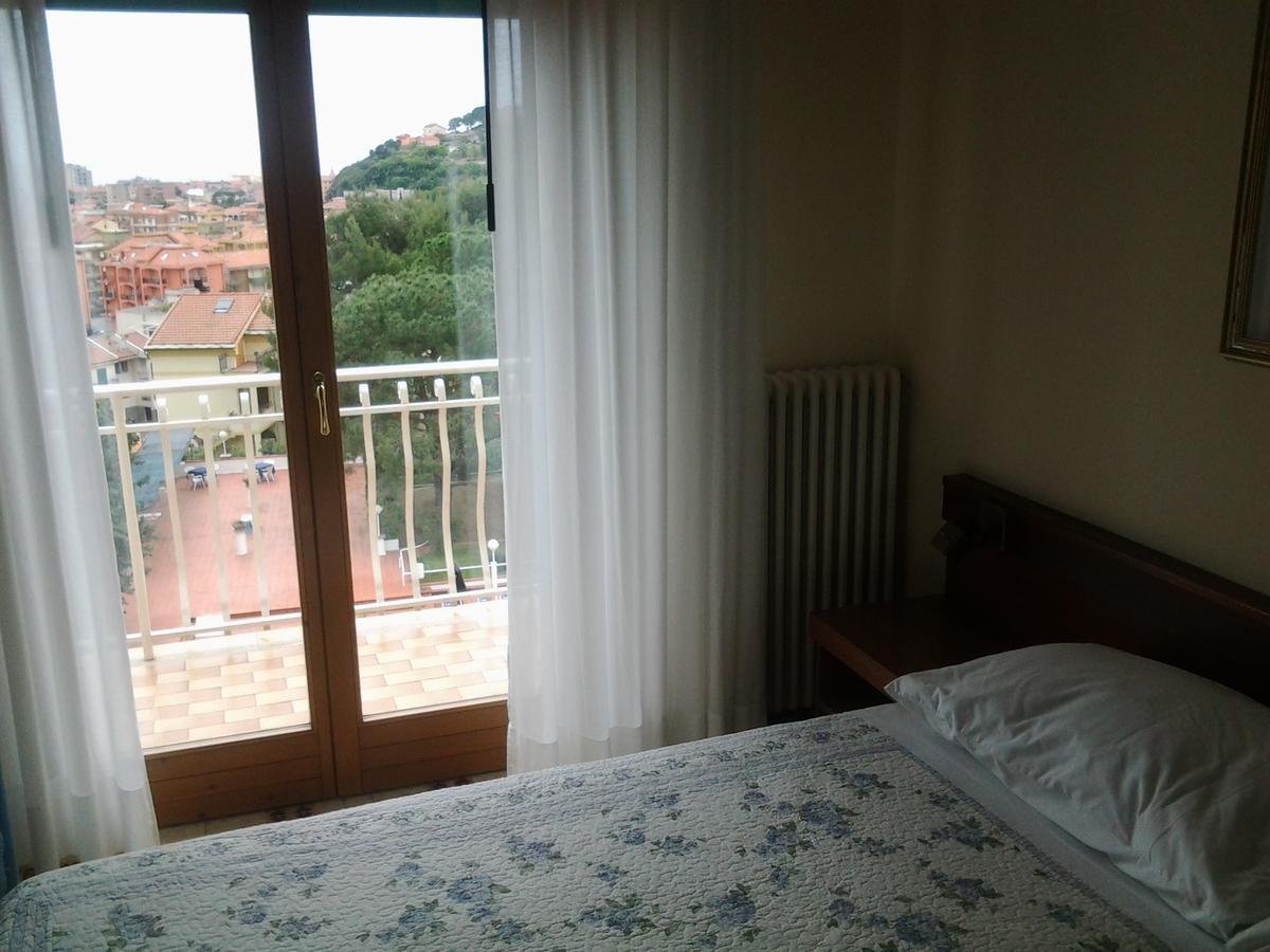 Residence I Morelli Пиетра Лигуре Екстериор снимка